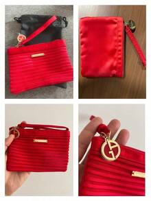 Armani 紅色化妝包，壓紋 Logo，拉鍊開合，大容量旅行化妝收納袋附手柄，女性美容收納禮品 - 紅色包3 - 查看 7