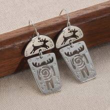 1 Pair Geometric Vintage Pendant Earrings, Handmade Hollow Deer Design, Cute Creative Jewelry Accessory - Silver - View 2