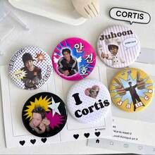 CORTI/S 韓國男團周邊 可愛亮面徽章 背包吊飾胸針，Kp-Op 男團 CORTI-S 自拍徽章，適合日常配戴、收藏展示、節日生日裝飾禮物、粉絲支持 - 收藏周邊 - LOMO 徽章 - 生日禮物 - 節日禮物 - 聖誕襪填充禮物 - 禮物 - 彩色 - 查看 2