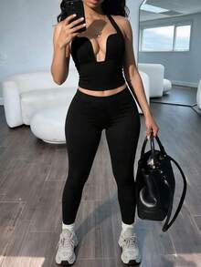 Sexy Women's Asymmetrical Hollow Out Halter Crop Top - Black - View 3