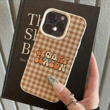 1 pièce Coque de téléphone en matériau TPU avec slogan Halloween et motif à carreaux, compatible avec Apple 17promax/17/18promax/15/13/12/11/ S20fe/A15/S24/A55/ Note11/Note12/Note13pro, couverture complète, antichoc, coque souple, protection de téléphone - Blanc - Voir 2