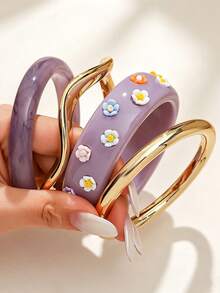 4pcs 3D Flower Resin Bracelets, Gold Irregular Round Ring Stackable Set, Fresh Sweet Fashionable Hand Jewelry, Suitable For Various Occasions - Bracelet - View 2