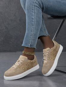 Sepatu Sneakers Kasual Wanita Nyaman Model Low-Top dengan Desain Patchwork Renda dan Tali Warna Polos - Unta - View 2