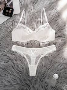 1 Set Women's Lace Patchwork Underwire Thin Cup Comfortable Lingerie Set - White - View 4