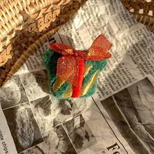 دبوس بروش من القماش الناعم بتصميم كرتوني لعيد الميلاد، دبوس سانتا كلوز لطيف، هدية صغيرة للعطلات، شارة زينة للطلاب للنساء - متعدد الألوان - مشاهدة 17