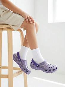 Crocs Classic Children's Clogs, Stylish And Versatile, Suitable For Summer Shopping And Everyday Wear. Item Number 206992-573 - Neon purple/multi - View 5