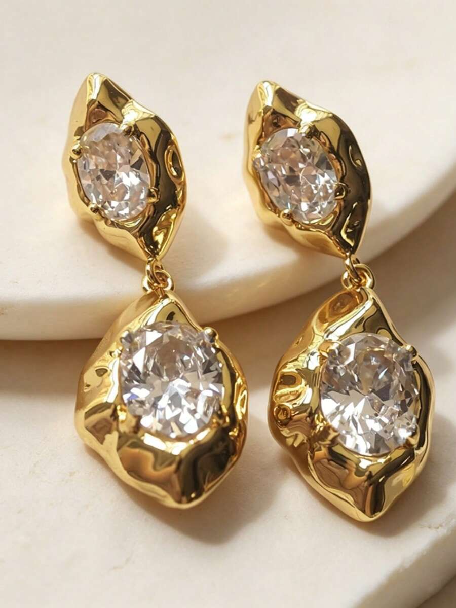 1 Pair New Fashion Gold-Tone Rhinestone Water Drop Pendant Earrings, Unique Niche Design, High-End Asymmetrical Metal Earrings For Women's Daily Wear - Earring - View 1