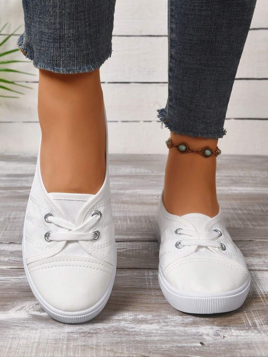 Sepatu Kanvas Datar Wanita Model Slip On Ujung Bulat dengan Hiasan Renda, Sepatu Sneaker Kasual Putih untuk Musim Semi & Gugur - Putih - View 1
