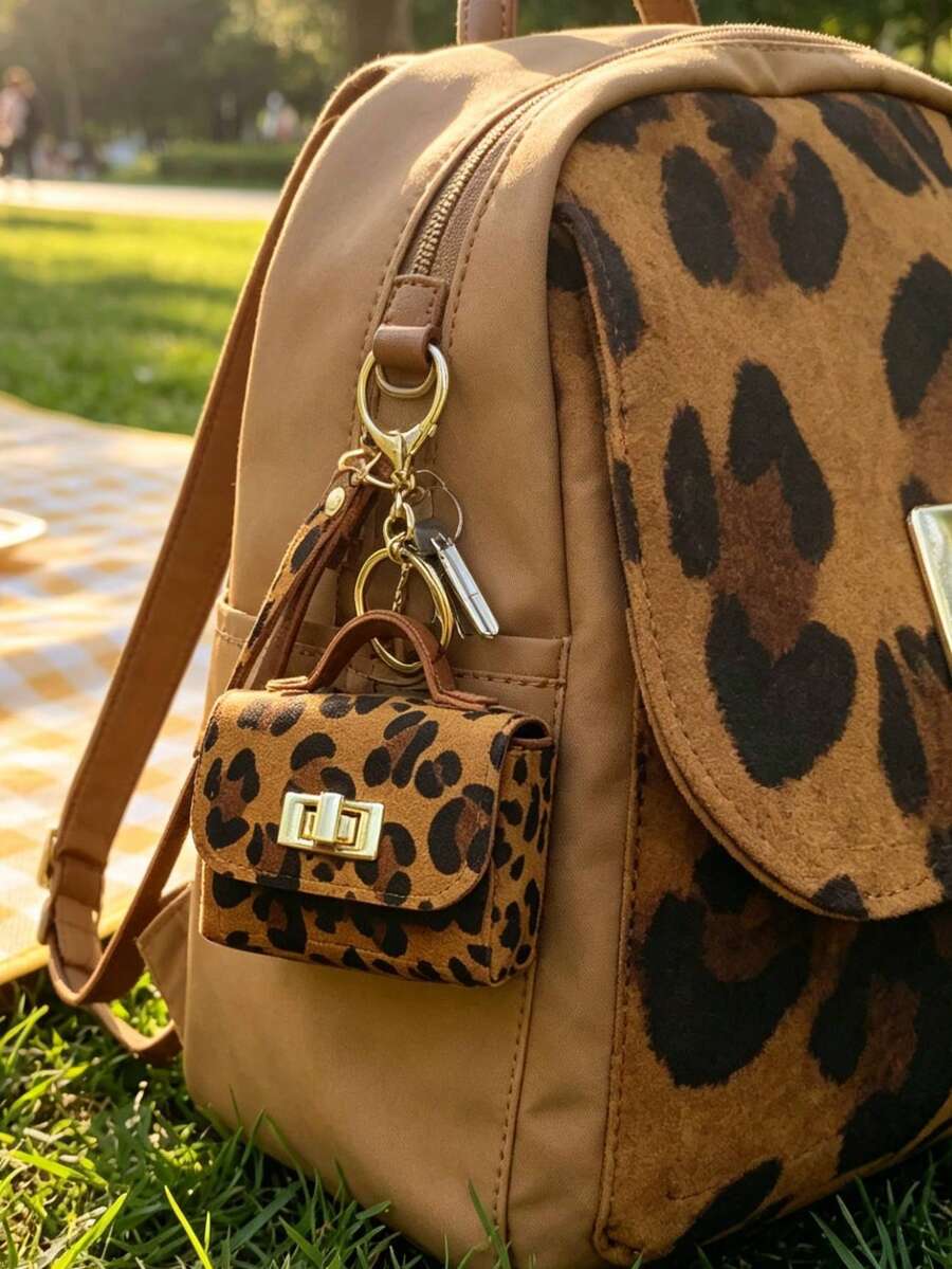 1pc Leopard Print Mini Purse Keychain, Faux Leather Tiny Handbag Charm With Wrist Strap, Small Coin Pouch Bag Pendant For Women Bag Decor Gift