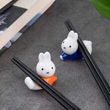 MIFFY 1 قطعة حامل أعواد طعام على الطراز الياباني، حامل أعواد طعام بتصميم أرنب ميفي، ديكور لطيف، هدية إبداعية ثقافية منزلية، يمكن استخدامها كهدية عيد ميلاد، عيد الفصح، هدية حفلة العطلات. (نمط عشوائي) - قطعة ديكور - مشاهدة 2
