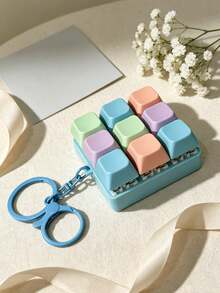 1pc Mini Mechanical Keyboard Keychain Pendant, Portable Keyring Accessory, This Pendant (Random Color Keycaps) Is Designed For Typing Enthusiasts - Multicolor - View 4