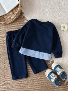 2pcs/Set Baby Girl Simple Sporty Style Blue 3D Plush Flower Patchwork Striped Crew Neck Sweatshirt & Blue Long Pants Outfit, Spring/Autumn - Navy Blue - View 2