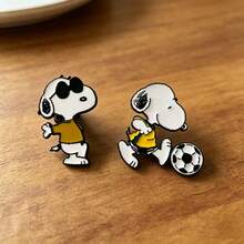 1pc Cartoon Cute Snoopy Alloy Brooch, Funny Anime Metal Badge, Japanese Style Versatile Unisex Student Pin, Stationery Accessory, Holiday Decoration, Halloween Gift (Random Style) - Multicolor - View 2