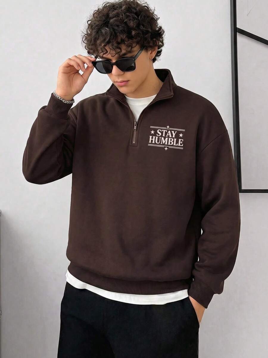 Men's Autumn/Winter Fashion English Element Print Half-Zip Polo Collar Sweatshirt, Suitable For Daily Social Wear