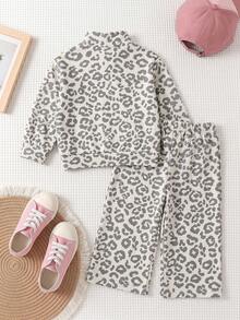 2pcs/Set Baby Girl Autumn Letter Patch Leopard Print Brushed Long Sleeve Stand Collar Sweatshirt Grey Elastic Wide Leg Pants Set Children Half-Zip Top Spring Fashion Streetwear - Light Grey - View 2