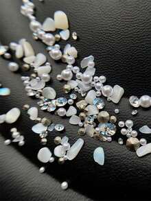 1 Box Fall, Autumn, Fall Nails Gentle Style Autumn/Winter Nail Art Pearl & Rhinestone Set, Mixed Sizes Irregular Pearls & Clear Rhinestones DIY Luxury High-End Autumn/Winter Nail Design - Multicolor - View 3