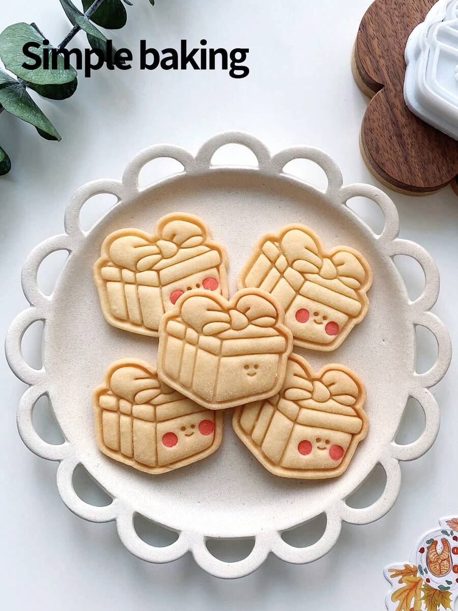 A Christmas Gift Cookie Cutter. Cute Cookie Mold With A Gift Box Pattern. Christmas Decoration Cookie Stamps, Parenting Kitchen Baking Tools