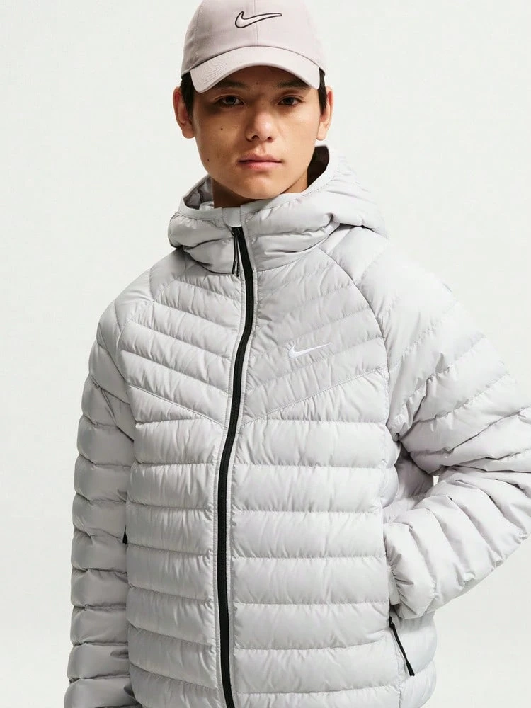 Nike 男款 AS M NK WR LTWT FL MCRO CHNL J 薄款羽絨短夾克 JA0742-097 - 灰色 - 查看 1