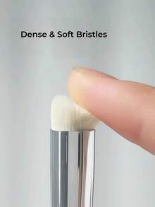 GUOXIAONIU Round Lip Brush, Full Rounded Tip For Bitten Lip Makeup, Soft Dense Bristles Lip Contour Blending Brush With Dust Cover - Rose Gold #384 - View 5