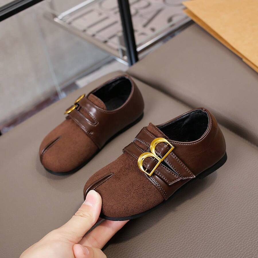 Spring/Autumn New Girls' Vintage Split-Toe Shoes, Dual Gold Buckle Decor, Hook And Loop Closure, Easy On/Off, Soft Sole, Daily & Dressy Casual Shoes - Brown - View 1