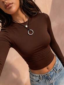 Women's Ruched Long Sleeve Top, Round Neck Fitted Solid Color T-Shirt, Autumn Outerwear And Winter Layering Base - Coffee Brown - View 2