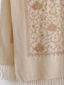 1件女款秋冬仿羊絨刺繡圍巾，厚實保暖披肩斗篷，附流蘇，波希米亞風旅行披肩 - 杏色 - 查看 3