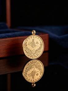 1Pc Vintage Gold Ottoman Pattern Coin Pendant, Large DIY Jewelry Charm For Kaftan Outfit (Slight Color Variation Due To Shooting Angle & Light) - Gold - View 3