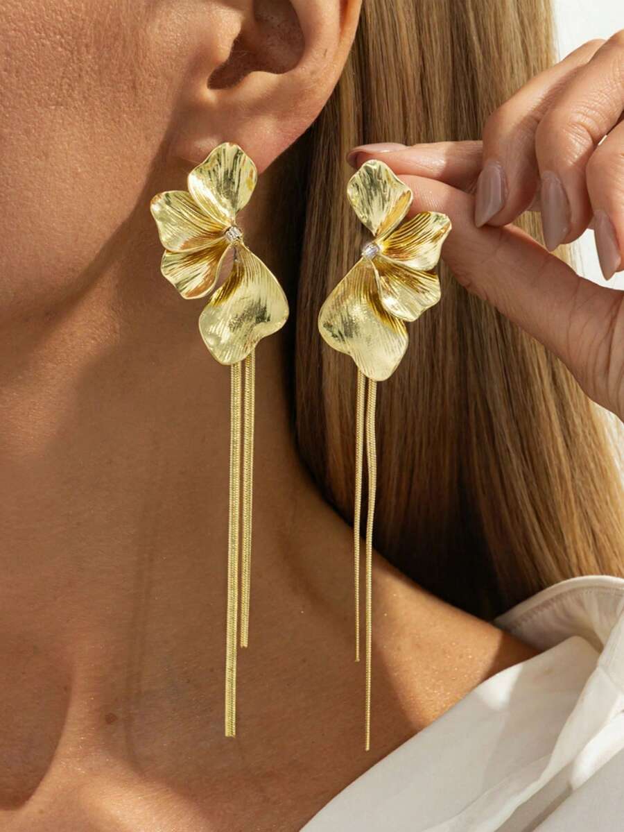 1 Pair European & American Gold Exaggerated Metal-Like Rhinestone Flower Long Tassel Earrings, Vintage Exquisite Unique Design High-End Earrings For Women's Daily Wear - Earring - View 1