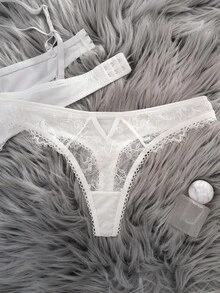 1 Set Women's Lace Patchwork Underwire Thin Cup Comfortable Lingerie Set - White - View 6