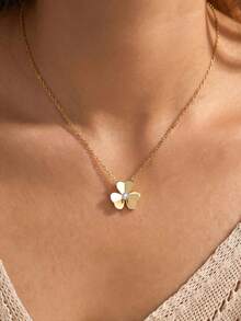1 buah Kalung Liontin Daun Semanggi Keberuntungan Perak Sterling S925 dengan Suasana Lembut dan Mengkilap, Desain Unik, Rantai Tulang Selangka Minimalis Elegan yang Indah, Serbaguna untuk Sehari-hari, Kencan, Perjalanan, Liburan, Hadiah Aksesori yang Dipersonalisasi untuk Pacar, Sahabat - Semanggi - View 3
