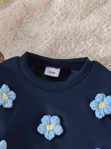 2pcs/Set Baby Girl Simple Sporty Style Blue 3D Plush Flower Patchwork Striped Crew Neck Sweatshirt & Blue Long Pants Outfit, Spring/Autumn - Navy Blue - View 3