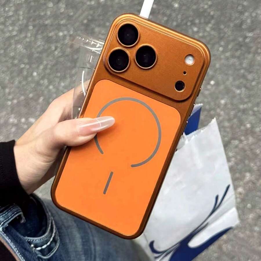 磨砂金屬磁吸手機殼,適用於 iPhone 18 Pro Max 17 16 15 14 13 Pro,附鏡頭保護膜,支援無線充電,防摔保護殼,適合女性男性的禮物選擇 - 橘色 - 查看 1