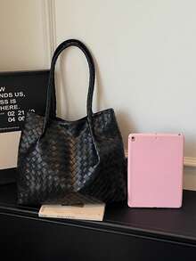 Tas Tote Anyaman Minimalis dengan Tekstur Persegi yang Saling Terkait, Pegangan Panjang Anyaman yang Senada, Badan Tas yang Lembut dan Lentur dengan Kapasitas Besar, Tas Bahu Gaya Vintage untuk Aktivitas Sehari-hari, Belanja, dan Perjalanan, Tas Tangan Bahu Serbaguna - Hitam - View 12