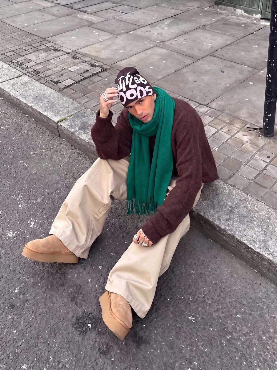 1件秋冬時尚優雅純色羊毛保暖披肩圍巾,中性休閒防寒流蘇披肩,適合日常穿著,節日禮物首選,情侶拍照必備 - 祖母綠 - 查看 1