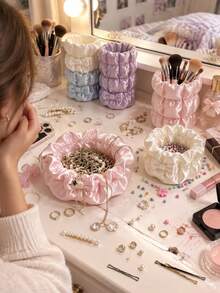 2-Piece 3D Printed Satin Bow Jewelry Storage Tray And Bead Tool Storage Tube Set, Wrinkled Smooth Vanity Desktop Organizer Box, Cute Storage Container For Necklaces, Rings, Makeup Brushes, Sweet Gift For Women And Girls - Multicolor - View 3
