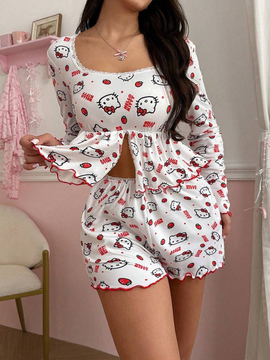 Noctvar OBM Sleepwear X Hello Kitty طقم بيجامة نسائي من قطعتين بأكمام طويلة وشورت، مزين بطبعة "هيلو كيتي" بالكامل؛ يتميز بتفاصيل مكشكشة مع حواف من الدانتيل؛ ناعم ومريح. - أبيض - مشاهدة 1