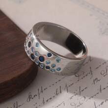 Fashion Classic Wide Band Ring, Exquisite Jewelry, Suitable For Women To Wear At Holiday Parties - Silver - View 3
