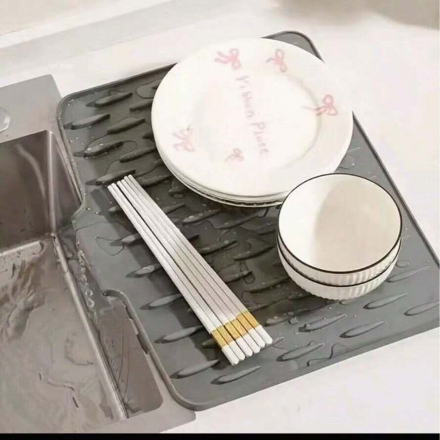 1pc Large Non-Slip Silicone Kitchen Sink & Countertop Drainage Mat, 15.75x11.81 Inches, Built-In Drainage Design, Dish Rack & Space-Saving Storage Box, Easy To Clean Black & Gray Color, Suitable For Refrigerator, Stove, Sink (Modern Kitchen Use), Minimalist Design, Non-Slip Surface, Countertop Protection Mat