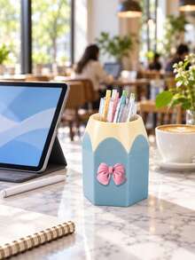 A Hexagonal Desktop Organizer Featuring A 3D Bow And Cream-Style Decorative Accents; Suitable For Stationery, Makeup, And Cosmetic Brushes. Desktop Storage Tool For Home, Study, And Office Scenes, Creative Desktop Ornament, Practical Gift For Back-To-School Stationery And Christmas, New Year Exchanges. - Multicolor - View 5