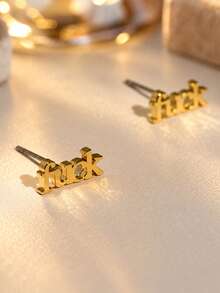 Tsnamer 1 par de pendientes de botón con letras, decoración diaria para mujeres - Amarillo Oro - Ver 9