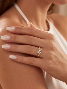 1pc Moissanite Ring, Exquisite Asymmetrical Cluster Design, Suitable For Women's Gatherings And Daily Wear - Round Moissanite Ring - View 4