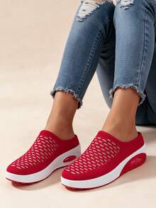 Sepatu Selop Model Mule Jala Ukuran Besar untuk Wanita, Sepatu Kasual Bernapas dengan Sol Lembut, Tanpa Penutup Belakang, Nyaman untuk Aktivitas Luar Ruangan - Merah - View 4