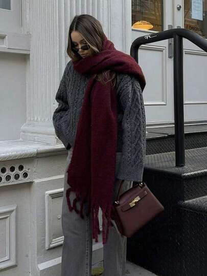1pc Thick Solid Color Fluffy Tassel Scarf, Women's Warm Wool Scarf, Fashionable Cold-Proof Couple Shawl, Soft Comfortable Blanket-Style Scarf, Suitable For Autumn/Winter Daily Wear Or Matching With Formal Dresses