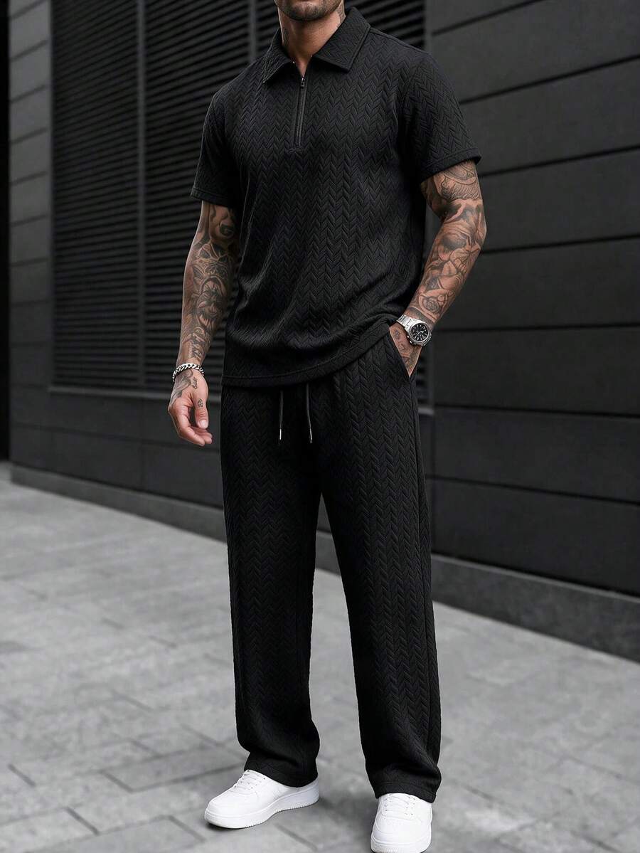 Kemeja Polo Rajut Jacquard Motif Telinga Gandum Hitam Murni dengan Kerah Setengah Resleting dan Celana Panjang Lurus dengan Tali Serut, Setelan Kasual Pria 2 Potong - Hitam - View 1