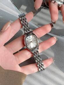 1件女款橢圓形銀色石英手錶，極簡白色錶盤配條狀刻度，適合日常配戴與送禮 - 銀色 - 查看 2