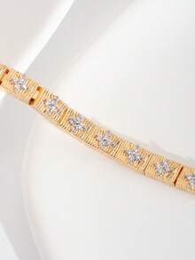 1pc Luxury Elegant Sparkling Cubic Zirconia Small Plum Blossom Dual-Color Design Bracelet Suitable For Women's Wedding And Banquet Wear, Gift Box Not Included - Yellow Gold - View 3