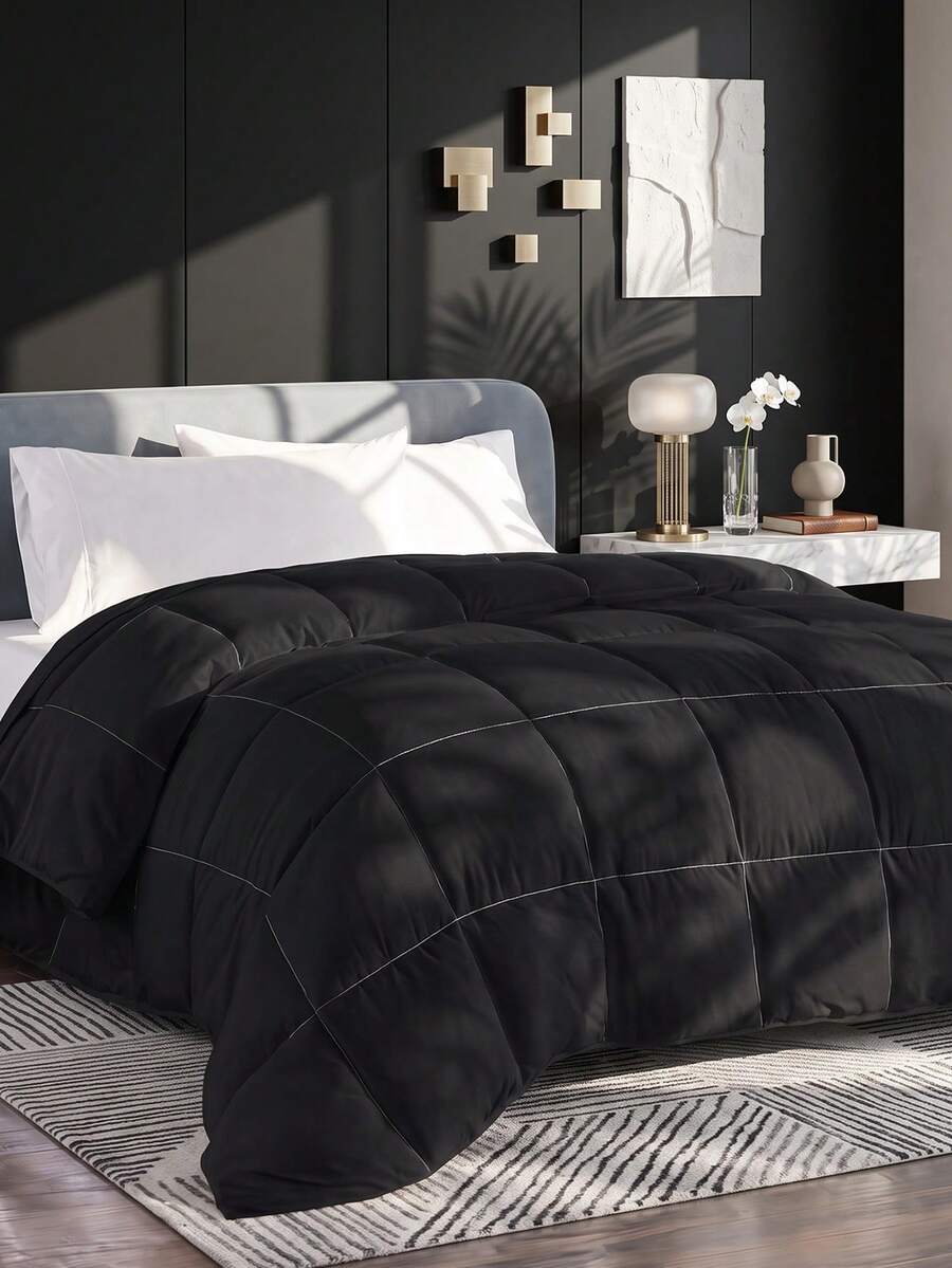 1pc Quilted Down Comforter, Super Soft Skin-Friendly, Black Inner Core, All-Season Use, Lightweight & Breathable, Down Alternative Bedding, Home Bedding, Luxury Hotel Series Bedding, Student Dorm Essential, Room Decor, Winter Decor