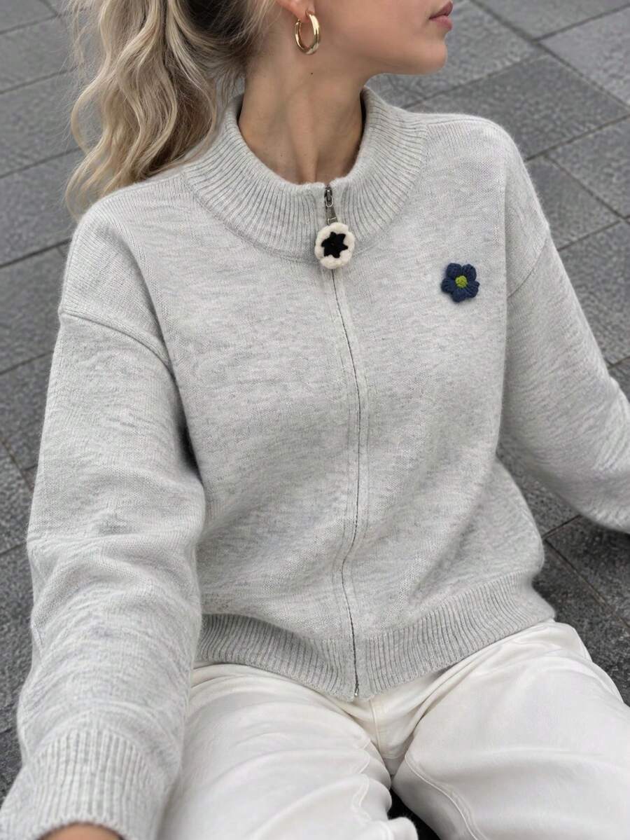 Spring New Women's Korean Style Minimalist Stand Collar Zipper Cardigan Sweater With Daisy Embroidery, Versatile - Grey - View 1