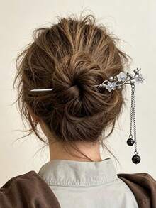 1pc Gun Gray Flower Butterfly Chain Pendant Metal Hair Stick, Women's Back Head Bun Hair Pin, Vintage Atmosphere Hair Accessory - Multicolor - View 2
