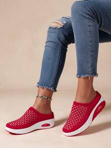 Sepatu Selop Model Mule Jala Ukuran Besar untuk Wanita, Sepatu Kasual Bernapas dengan Sol Lembut, Tanpa Penutup Belakang, Nyaman untuk Aktivitas Luar Ruangan - Merah - View 5